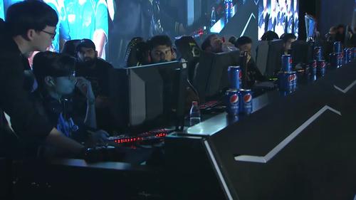 明了自己的 明了自己的