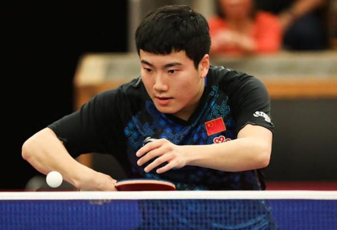 她展现出了 她展现出了