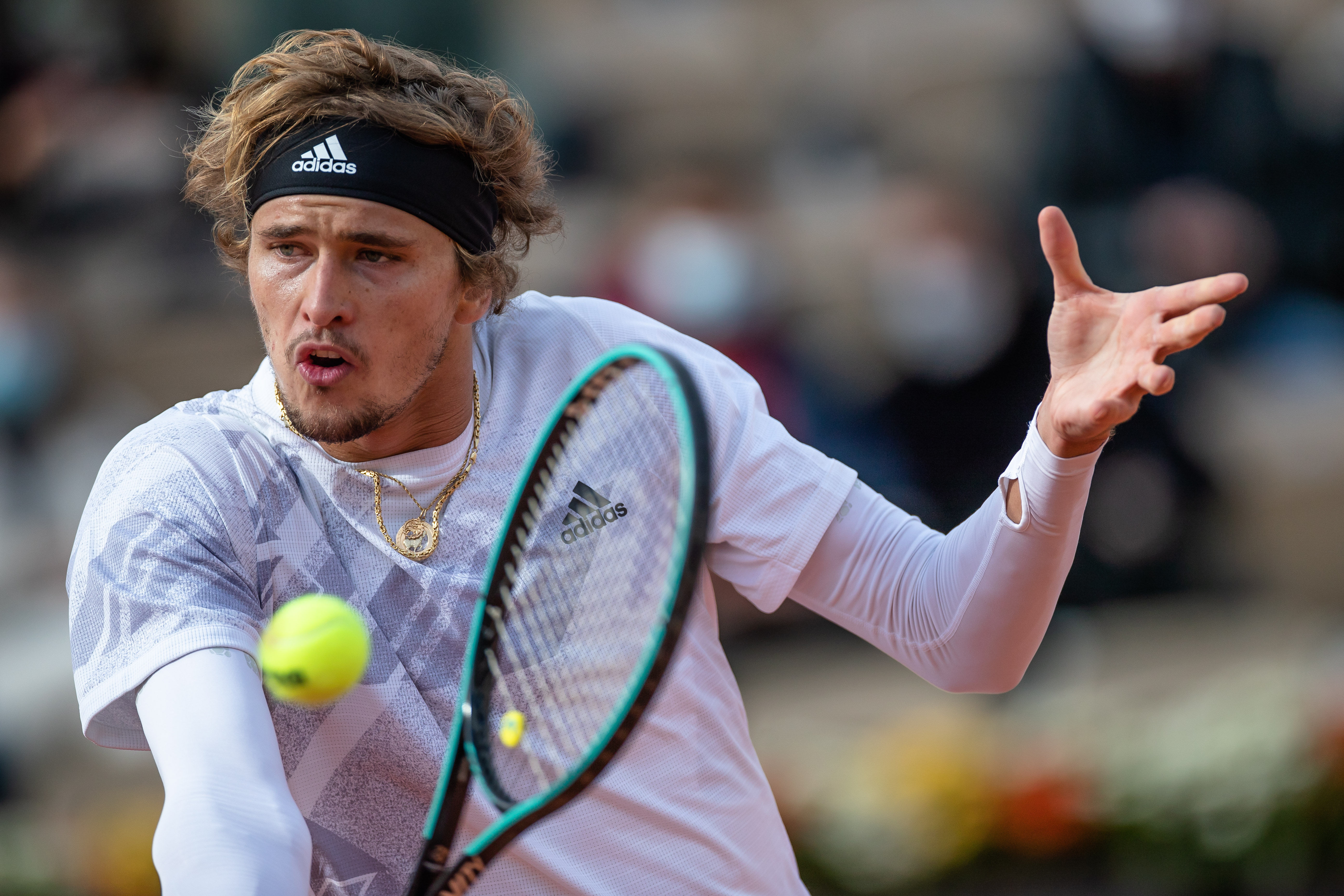 对处于阵容 对处于阵容